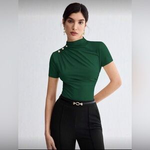 Elegant Green Women's Blouse